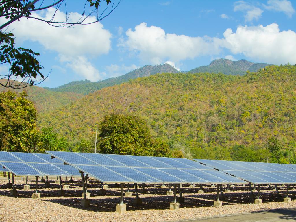 {Segurança 24h para Usinas Fotovoltaicas em Bueno de Andrada: SA - Proteção Armada e Desarmada.|Serviço de Vigilância para Usinas Fotovoltaicas em Bueno de Andrada - Monitoramento Completo.|Proteção Total para Usinas Fotovoltaicas em Bueno de Andrada - Segurança Armada e Desarmada.|Segurança de Usinas Fotovoltaicas em Bueno de Andrada - Monitoramento e Controle de Acesso 24h.|Soluções de Segurança para Usinas Fotovoltaicas em Bueno de Andrada - Rondas e Monitoramento.|Vigilância Profissional para Usinas Fotovoltaicas em
